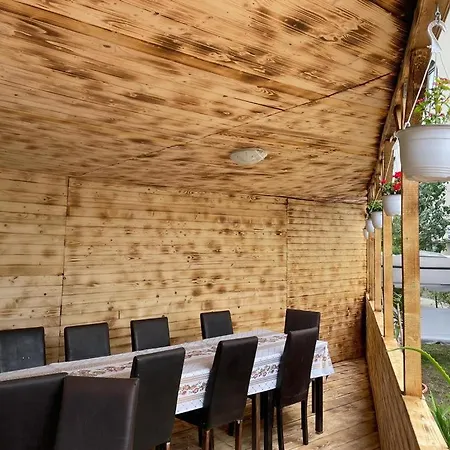 George Casa de hóspedes *